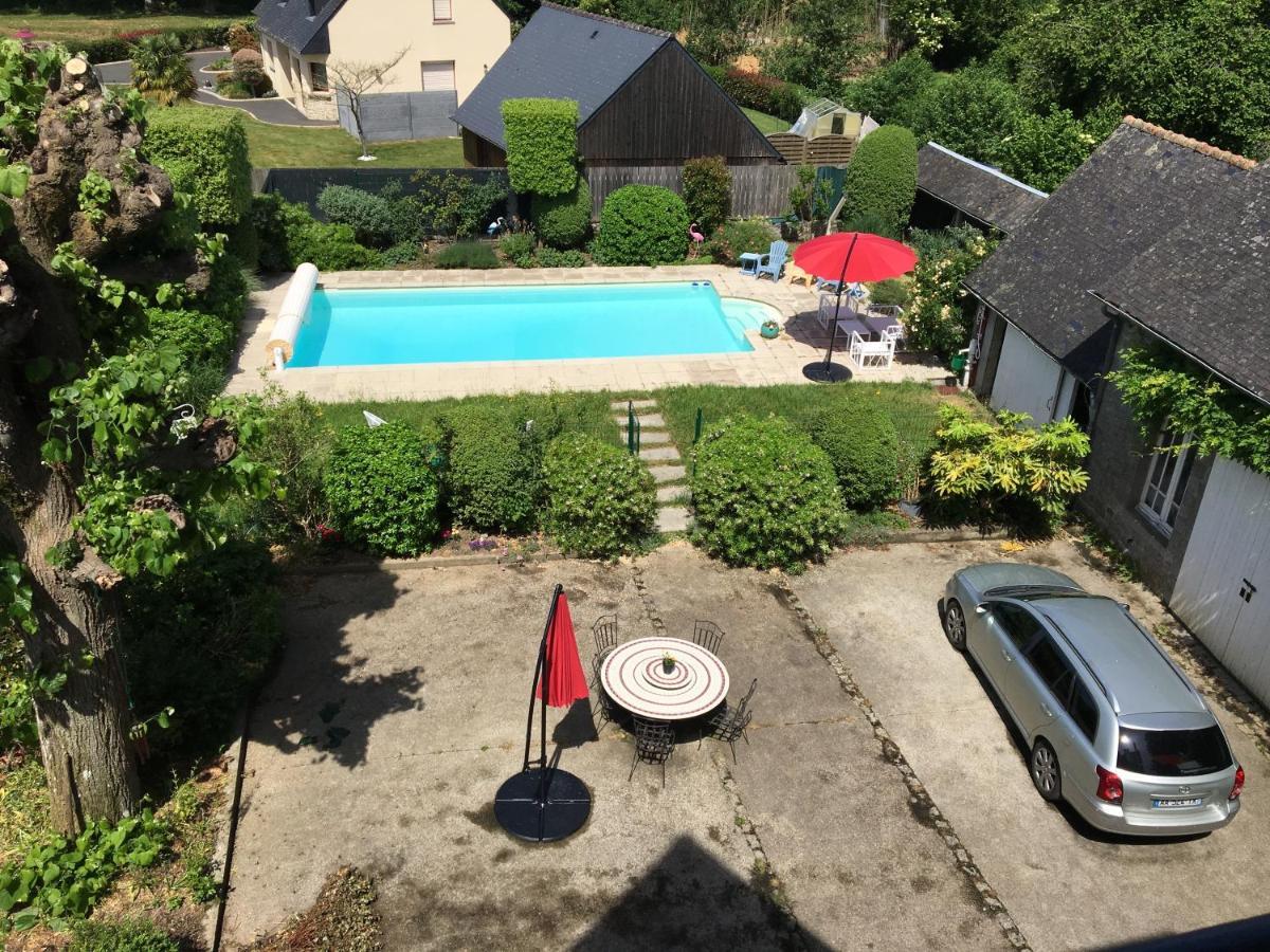 Le Clos Saint-Brice Les Portes du Coglais 外观 照片