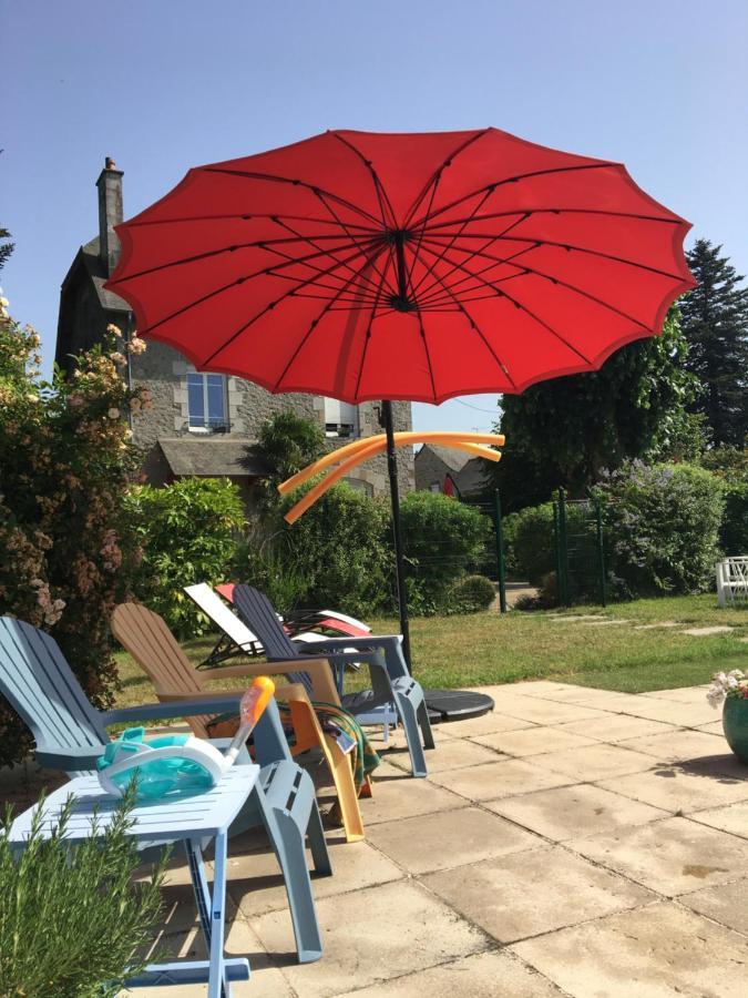 Le Clos Saint-Brice Les Portes du Coglais 外观 照片