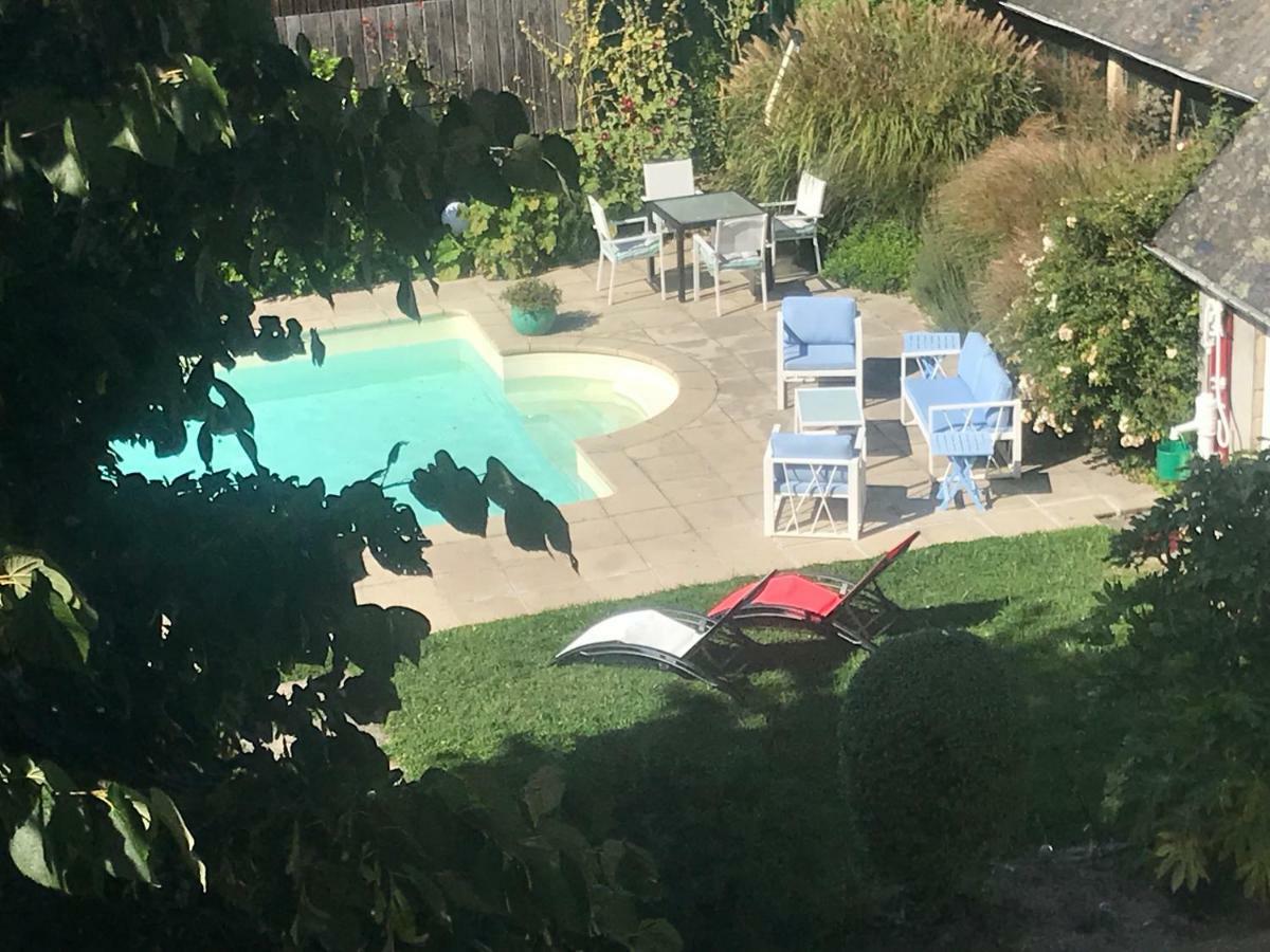 Le Clos Saint-Brice Les Portes du Coglais 外观 照片