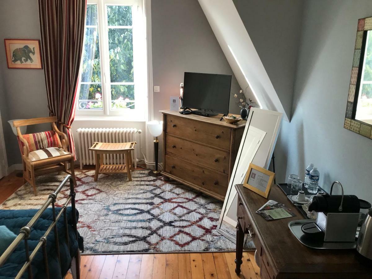 Le Clos Saint-Brice Les Portes du Coglais 外观 照片